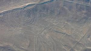 AI 揭开秘鲁沙漠大型地画的神秘面纱